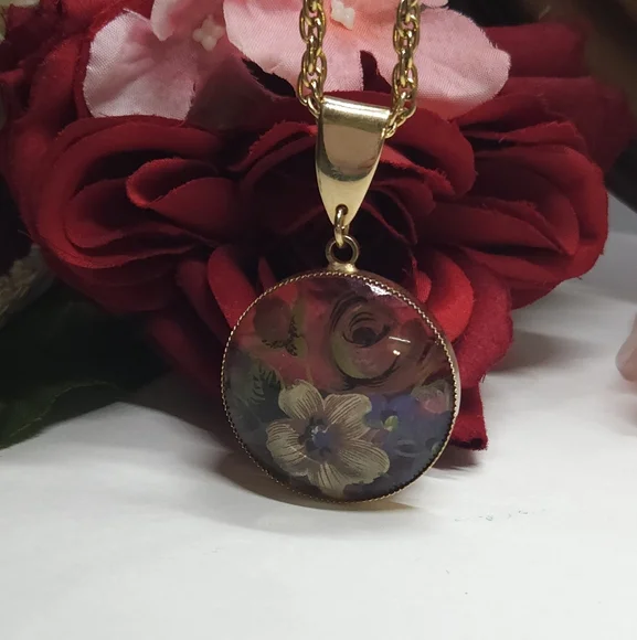 Vintage Hand Painted Red & Yellow Flower Glass Pendant Necklace Gold Tone - Picture 2 of 10